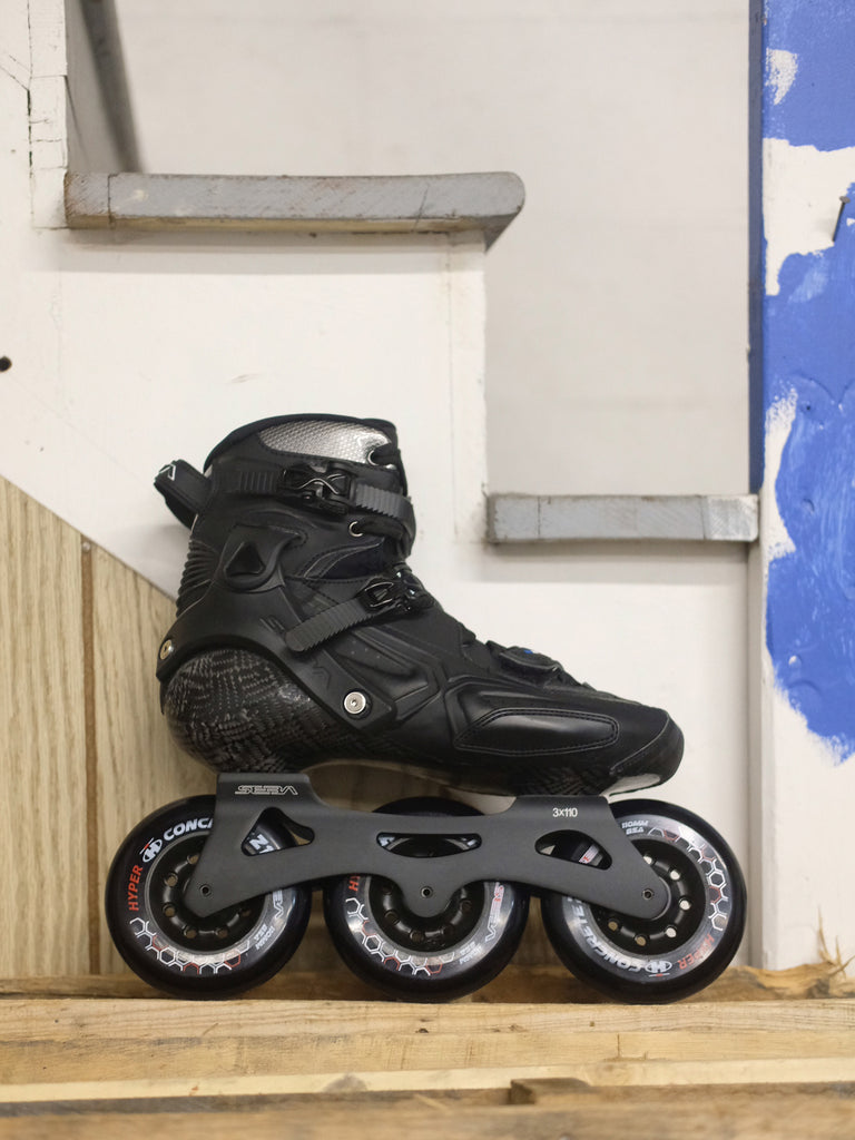 SKATE TWISTER SKATEBOARDS PRO SERIE ANIME NRO BLUE - JD Skate Shop
